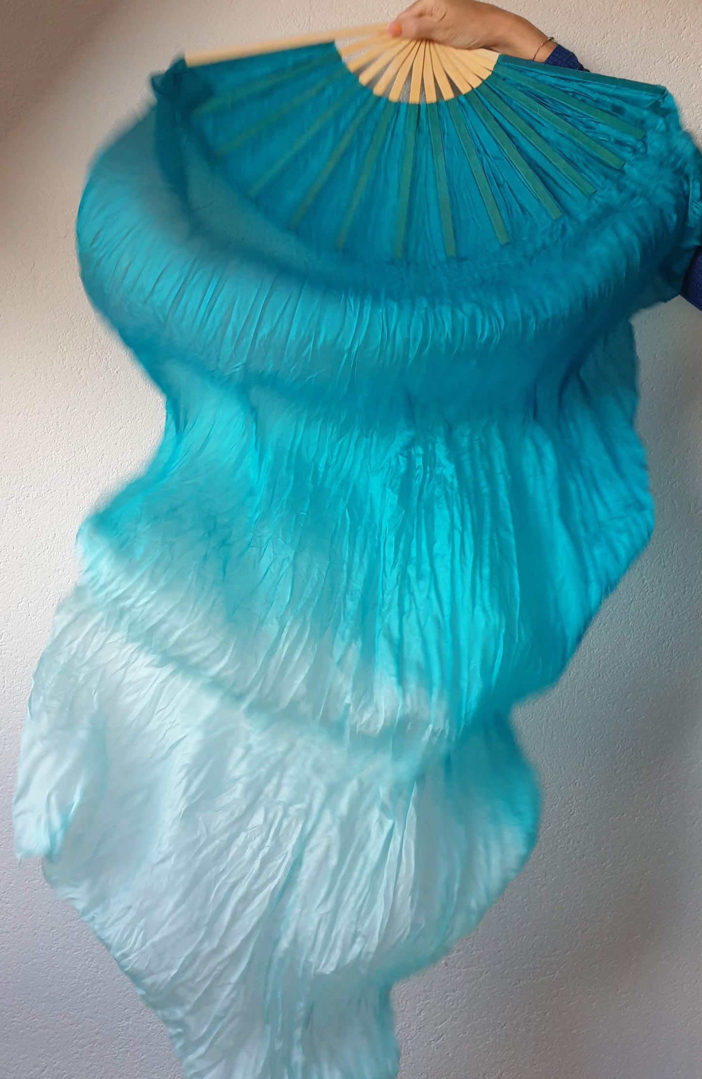 Silk fanveils set in blue-green 150cm