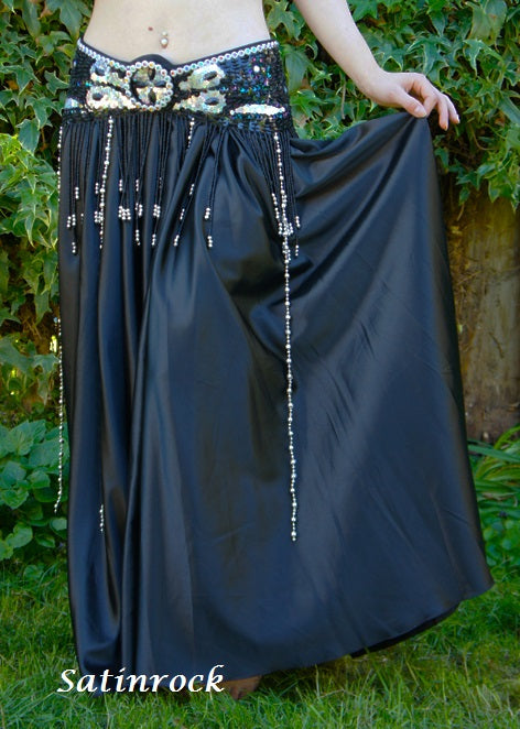 Belly dance costume 'Jamila' in black.