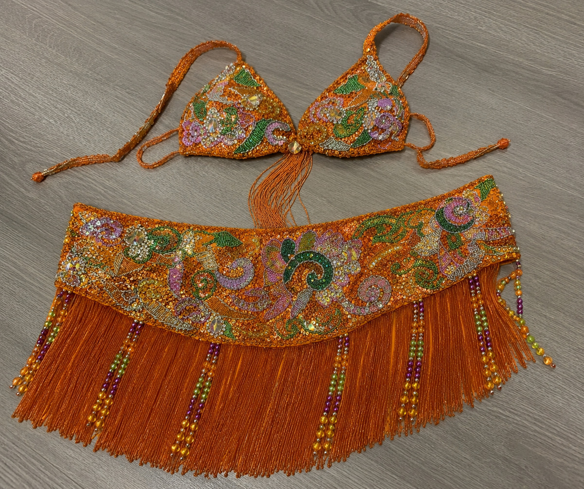 Belly dance costume in orange, Bra and Belt