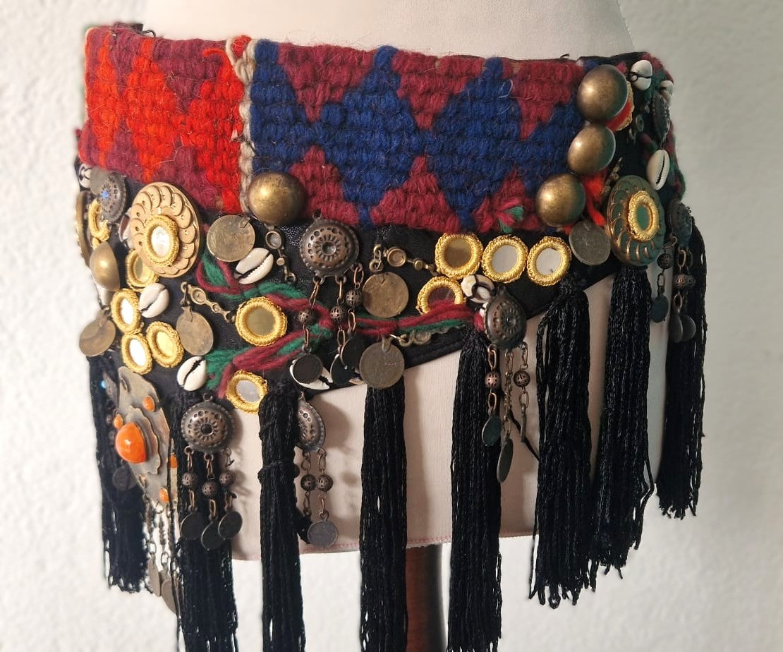 Heavy belly dance tribal belt and bra