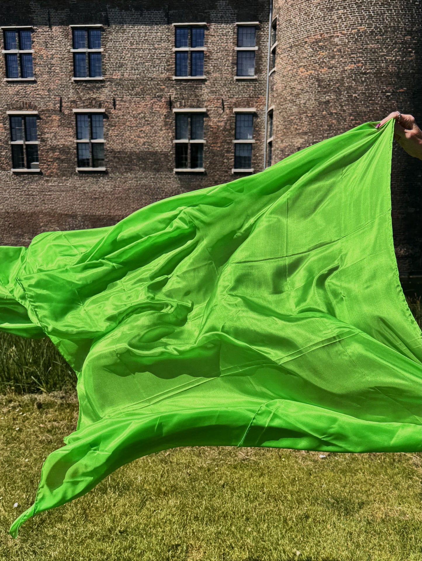 Silk veil in green 100% silk