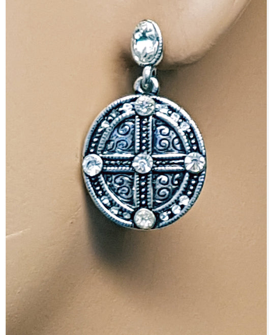 Silver-colored round earrings with rhinestones