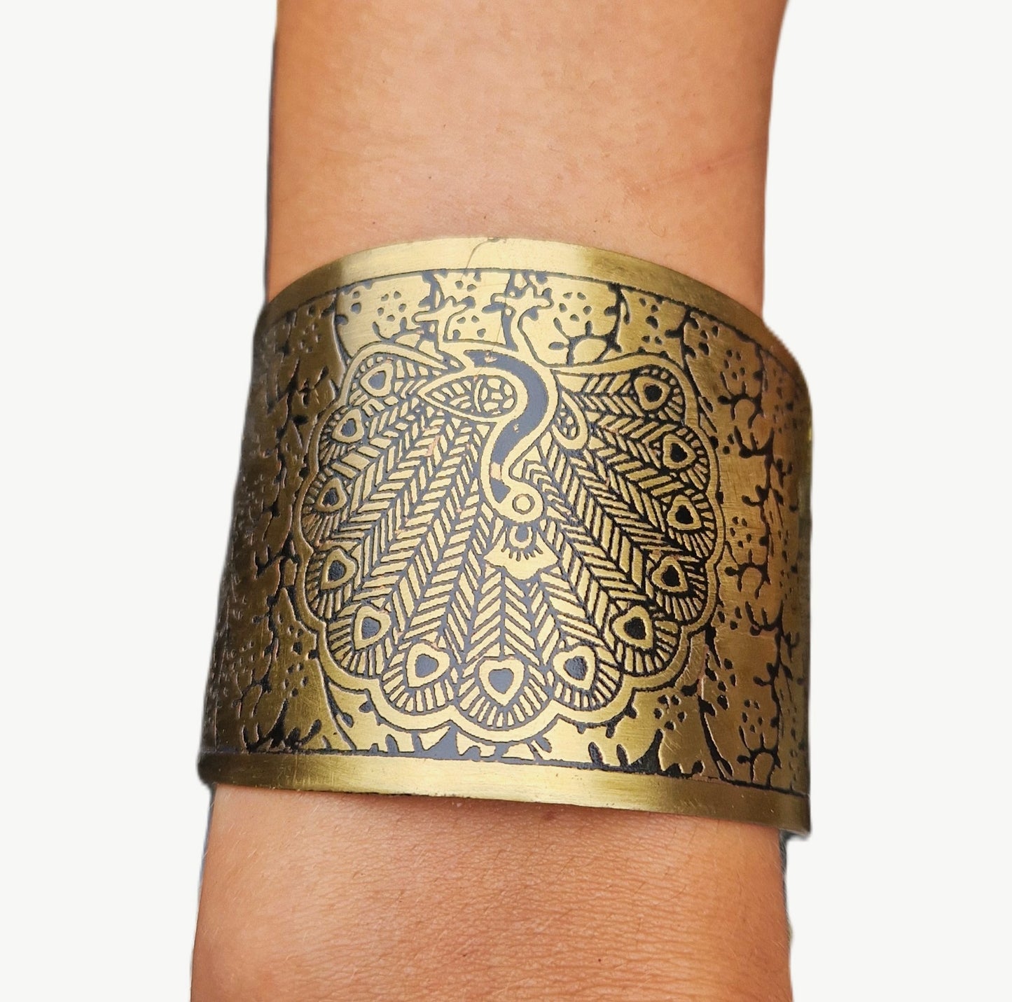 Bracelet with peacock in copper