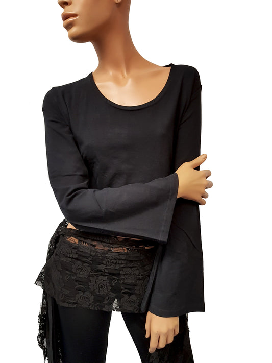 Belly dance top in black with trumpet sleeves 2XL 3XL
