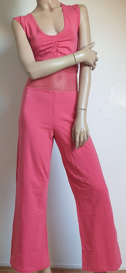 Sleeveless catsuit, color: raspberry. Last sizes; 2XL and 3XL