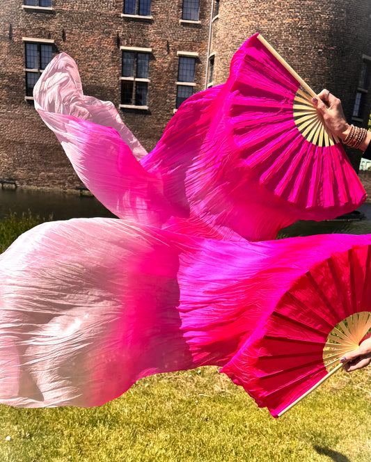Silk fanveils in fuchsia