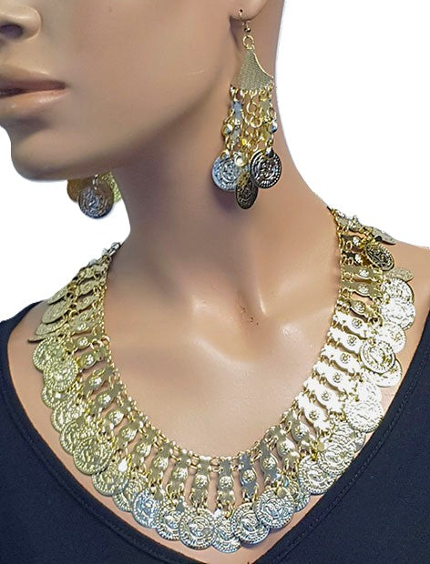 Set of necklace with coins in gold with matching earrings