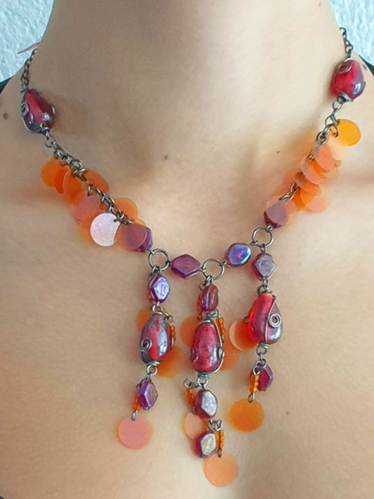 Necklace with stones and plastic sequins