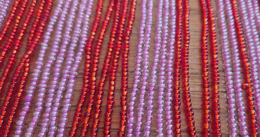 Beaded string with strands of 30cm