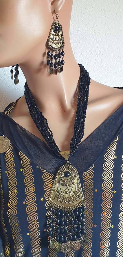 Necklace with many beads and matching earrings