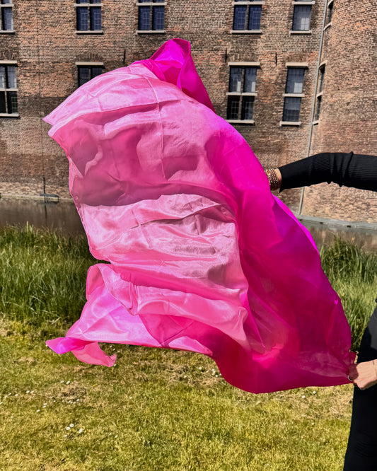 Silk veil in fuchsia color gradient 100% silk
