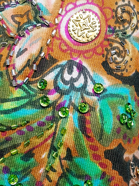 Sleeveless cotton crop top with batik print