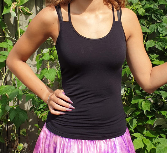 Lovely Racerback tank top in black