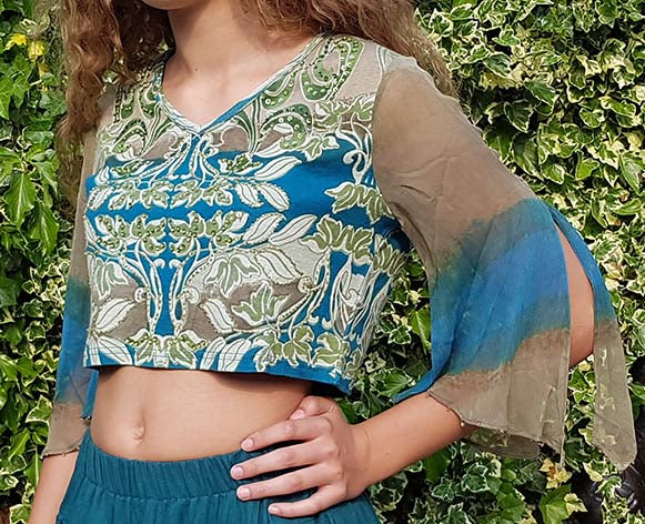 Crop Top with Print in Olive Green/Petrol