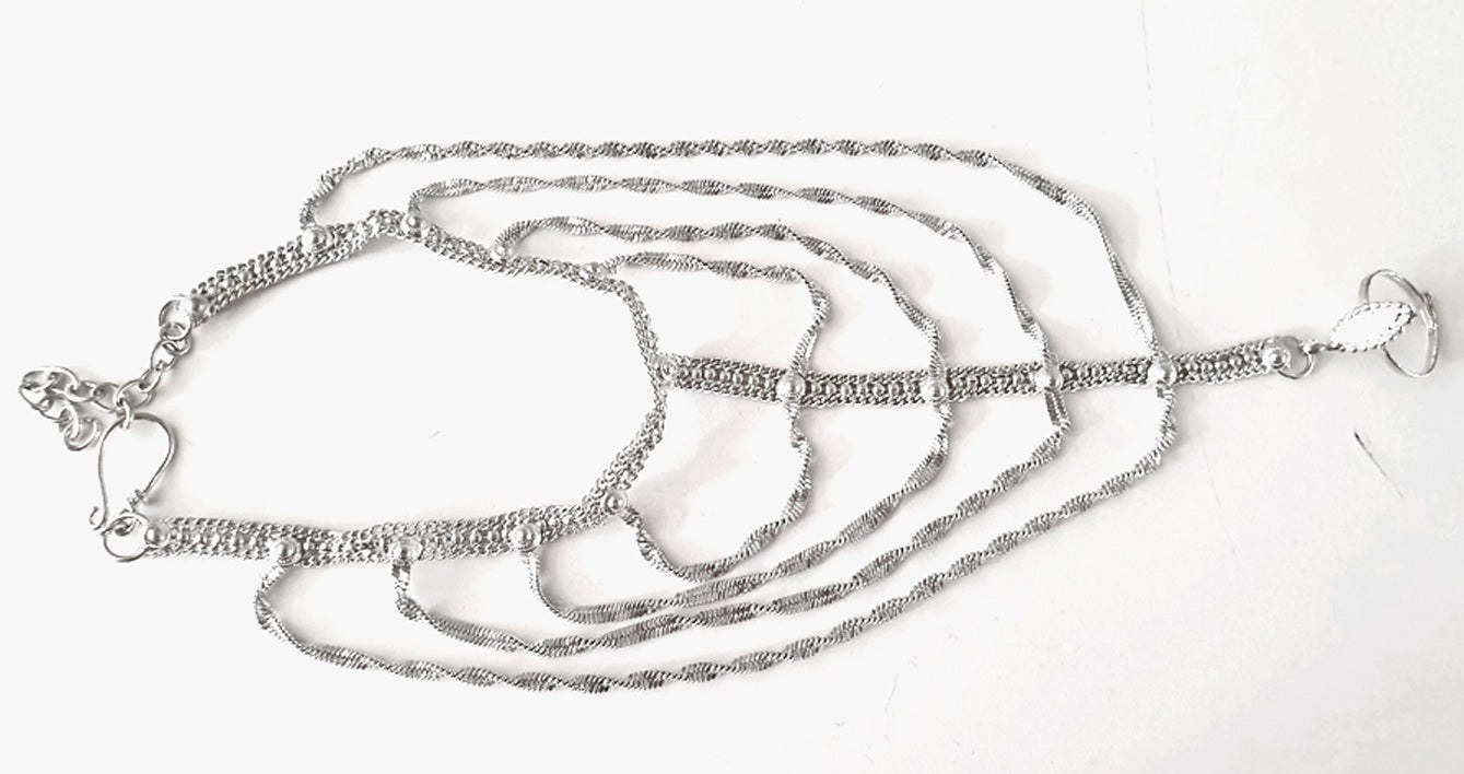 Foot jewelry with adjustable ring and ankle strap in silver