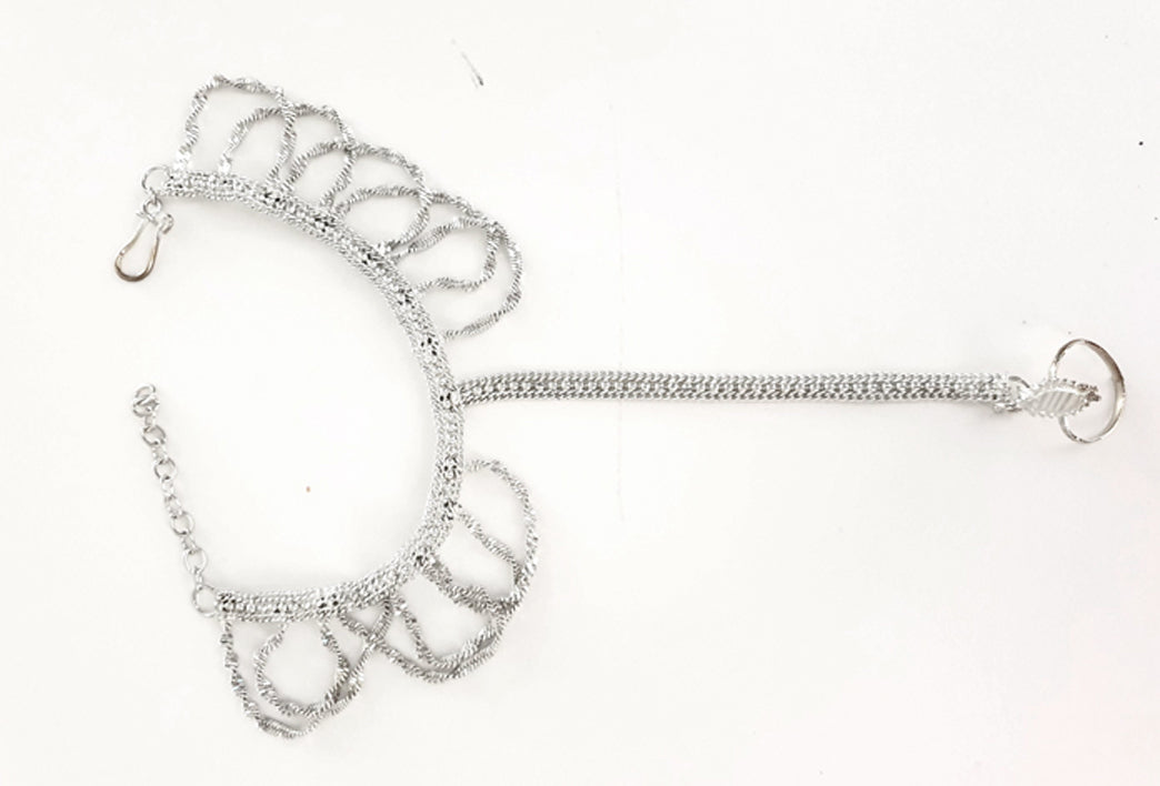 Foot jewelry with adjustable ring in silver