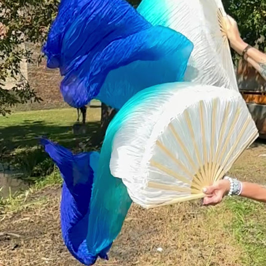 Silk veil fan color gradient white blue